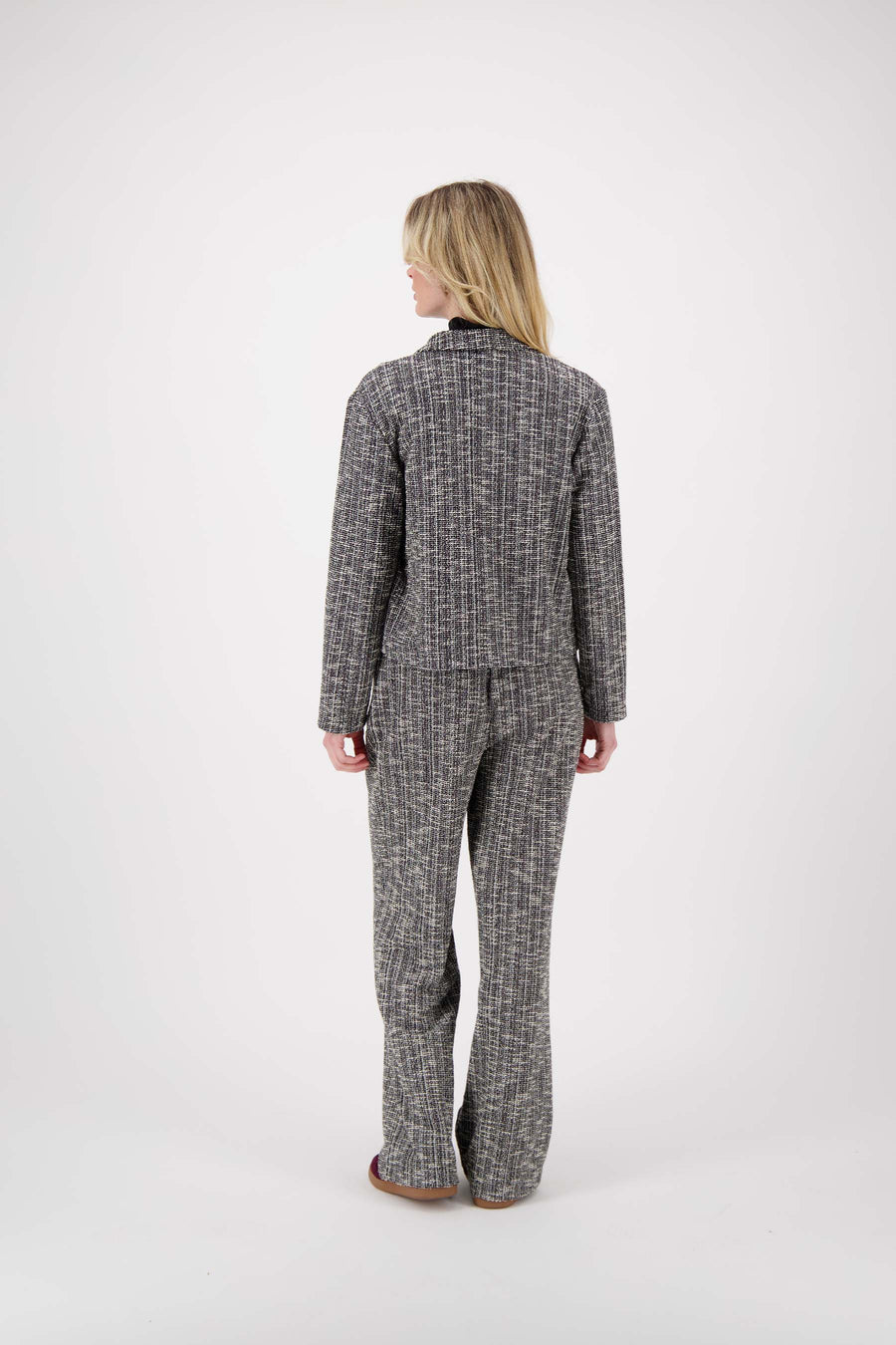 Jasje Zusss - van tweed stof