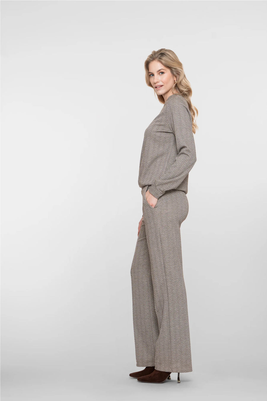 Geisha dames flared broek met zigzagpatroon - 51573-60