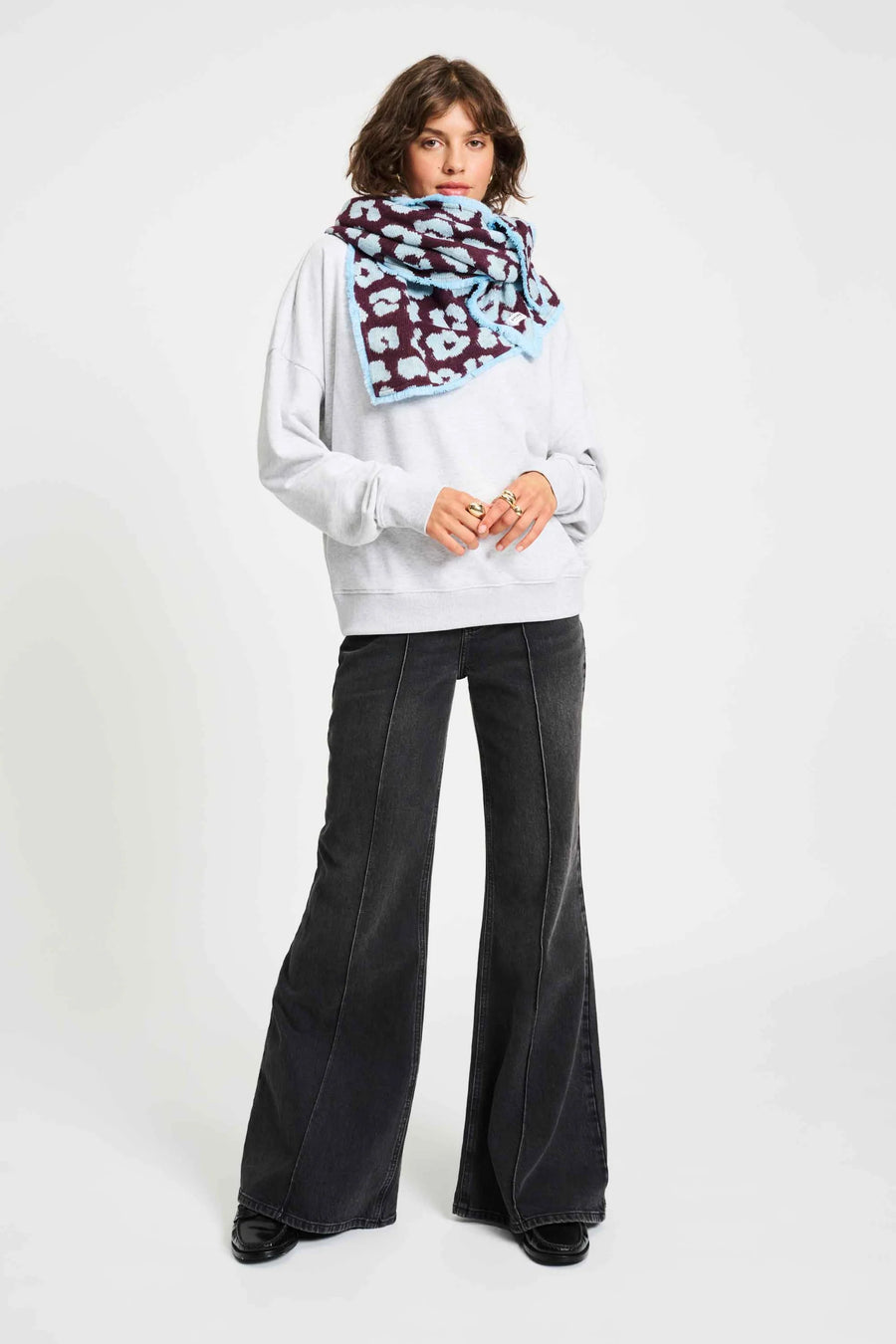 Shawl POM - Leopard Plum