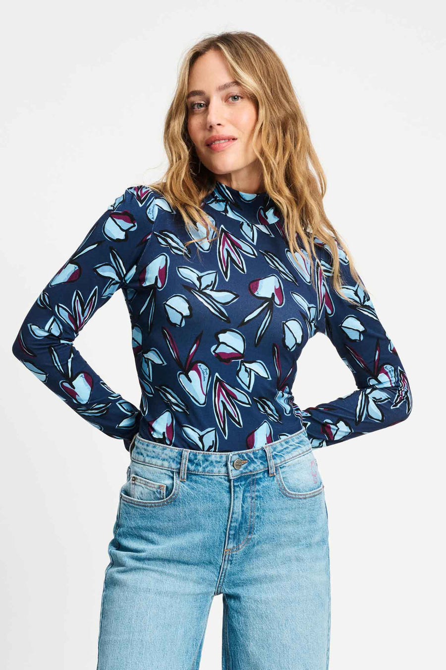 Turtleneck POM - Dashing Nights
